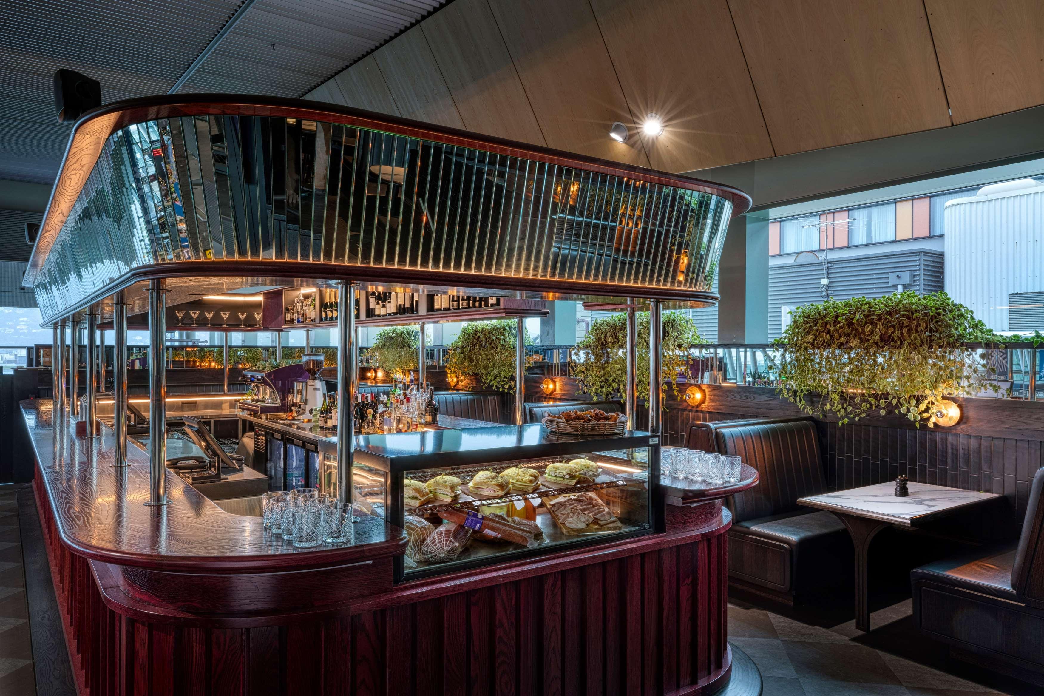 Rydges Wellington Airport Hotel Bagian luar foto