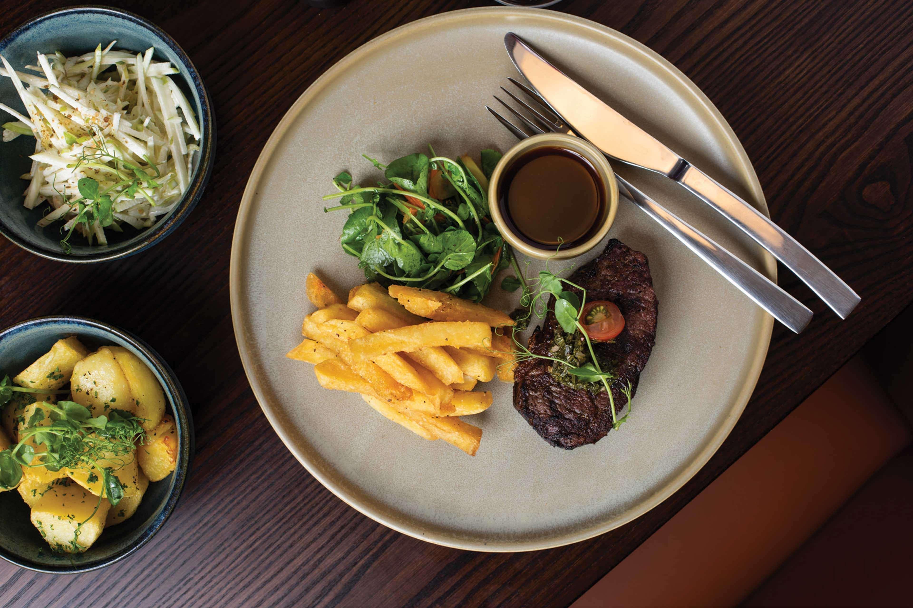 Rydges Wellington Airport Hotel Bagian luar foto
