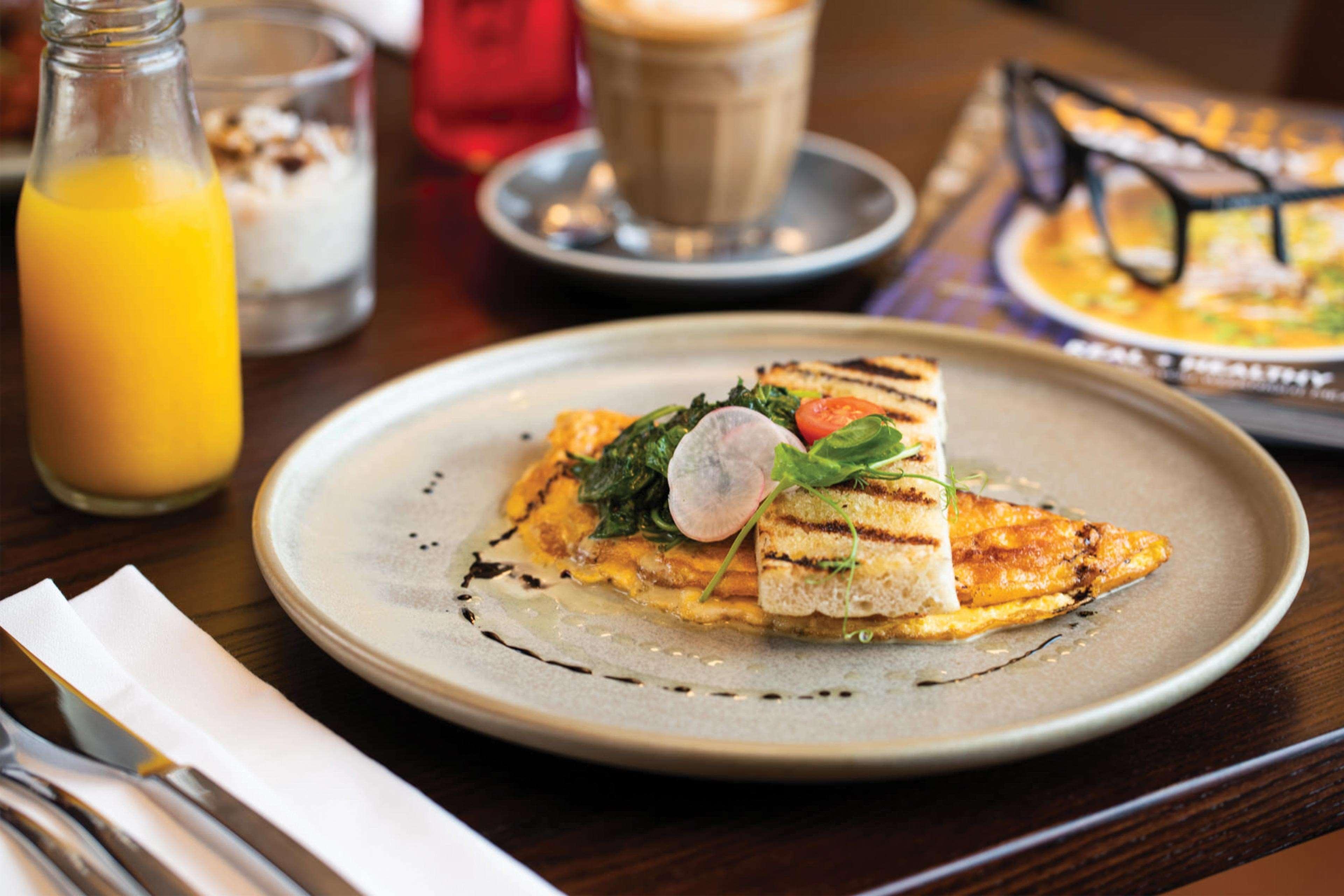 Rydges Wellington Airport Hotel Bagian luar foto